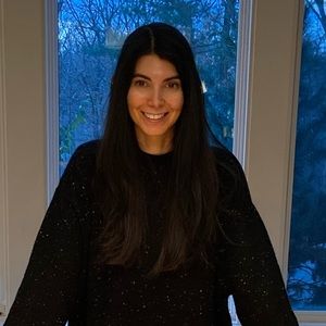 Meet your Posher, Lauren